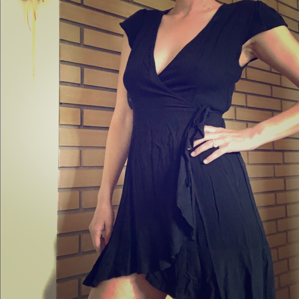 💕2 for $10💕Mossimo- Mini wrap dress